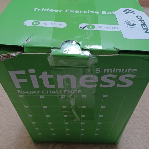 FITNESS exercise ball - Picture 7 of 8